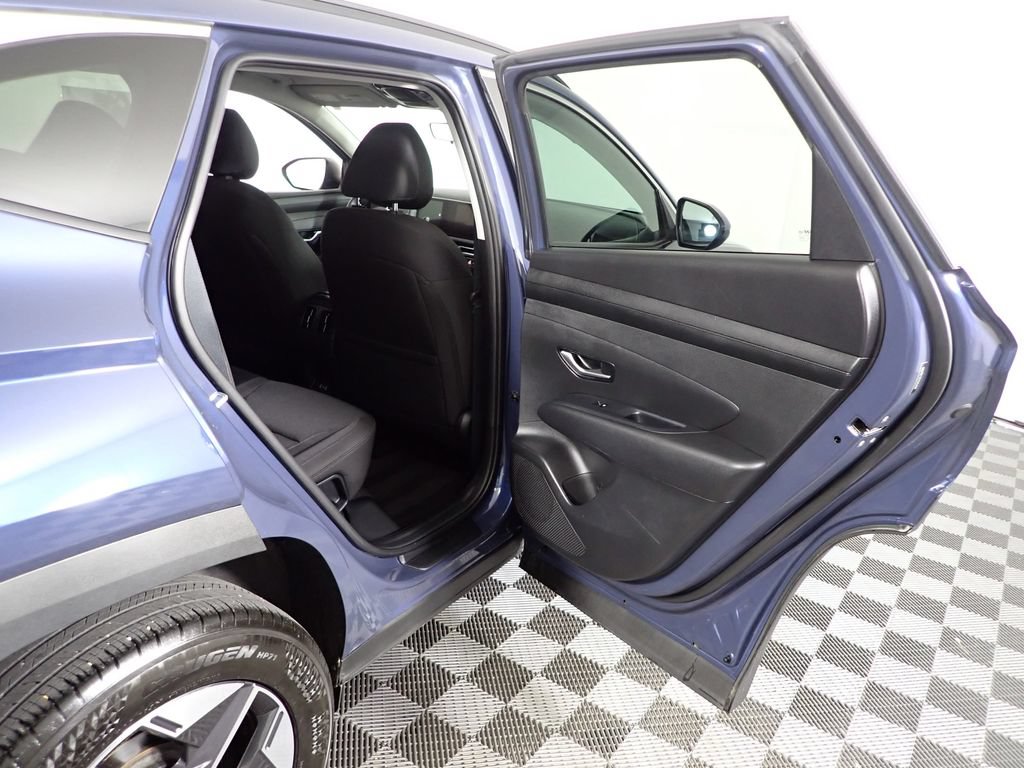 Used 2025 Hyundai Tucson SEL AWD/4WD image 35