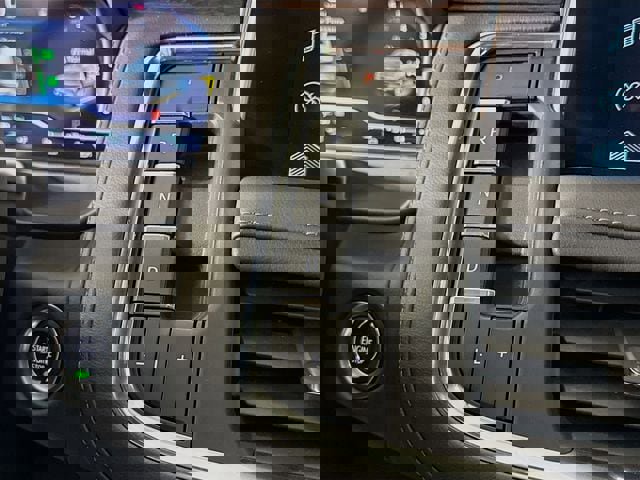 Used 2024 Chevrolet Suburban High Country w/ Advanced Technology Package image 20