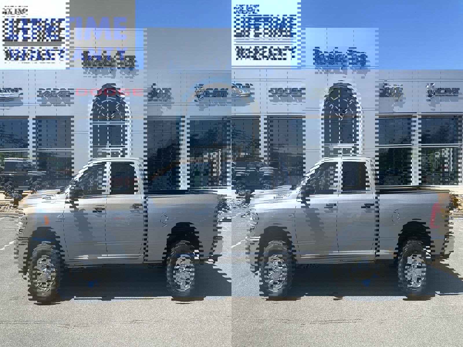 New 2024 RAM 2500 Tradesman w/ Chrome Appearance Group