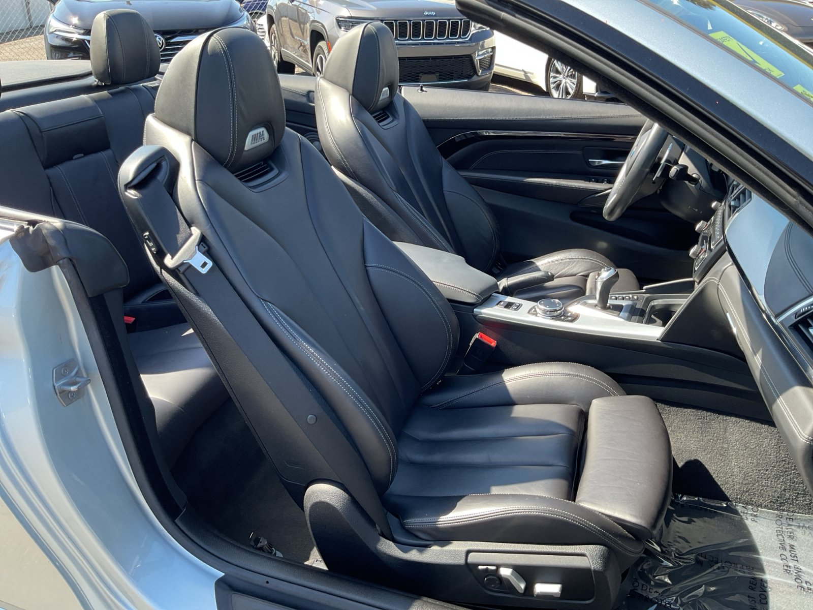 Used 2016 BMW M4 Convertible RWD image 20
