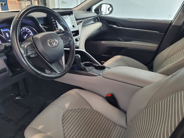 Used 2022 Toyota Camry SE FWD image 10