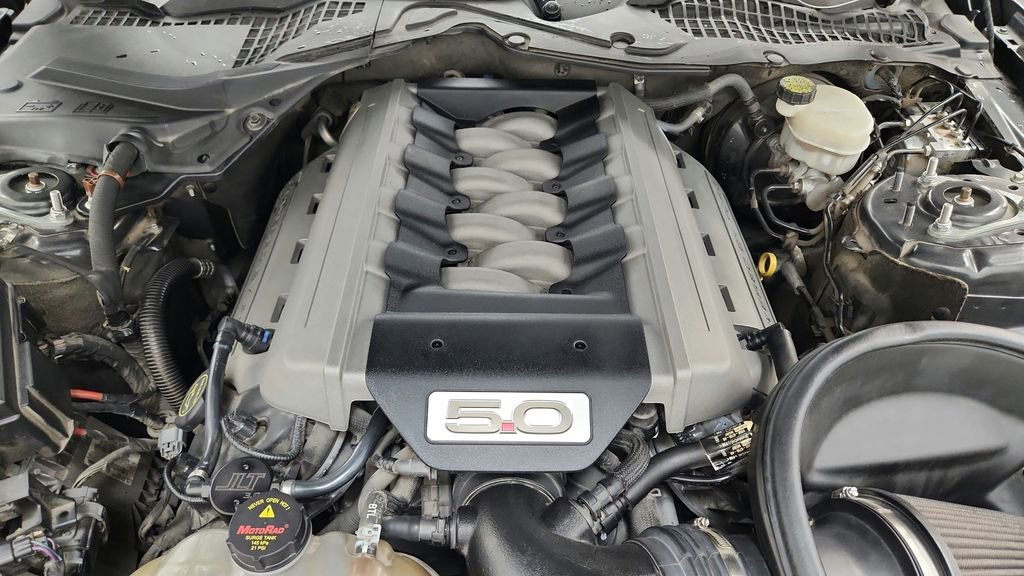 Used 2016 Ford Mustang GT RWD image 38