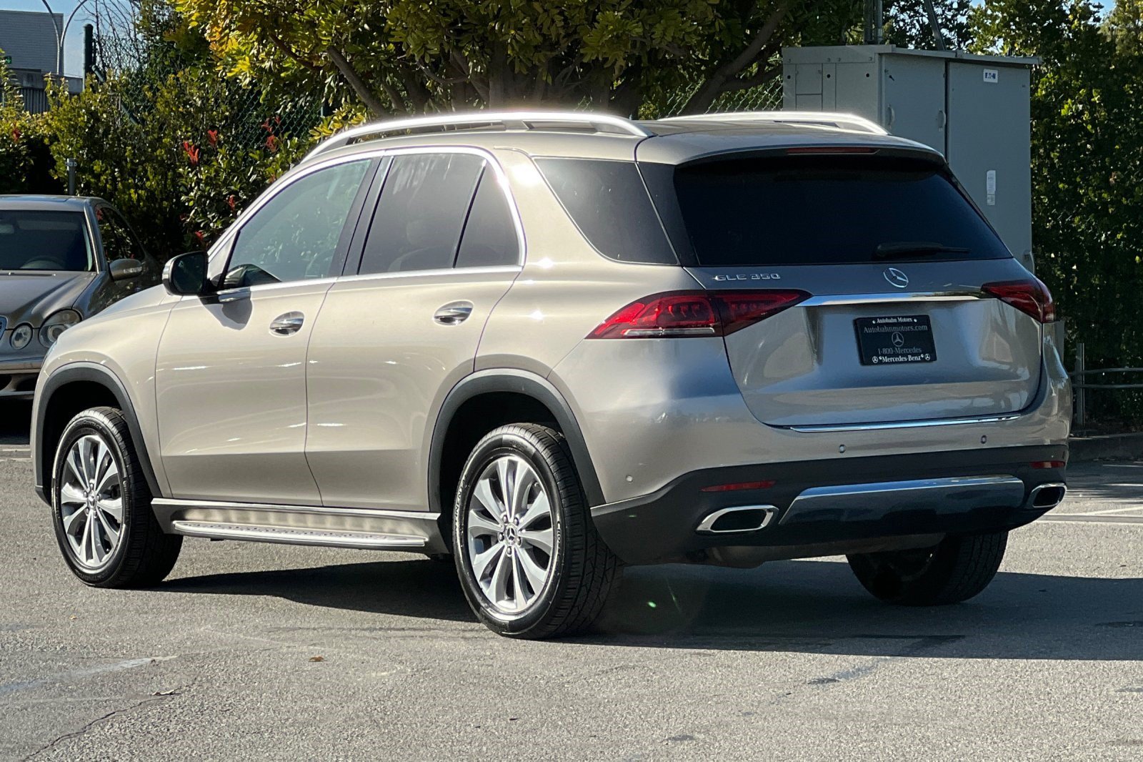 Used 2020 Mercedes-Benz GLE 350 image 3