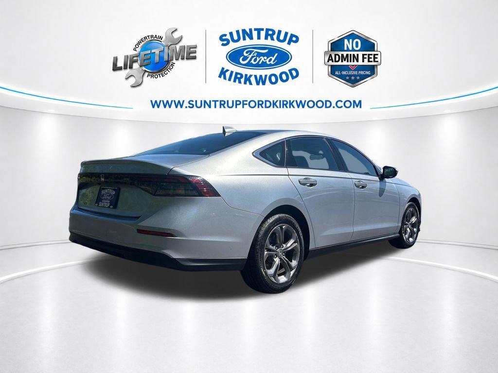Used 2024 Honda Accord EX image 3