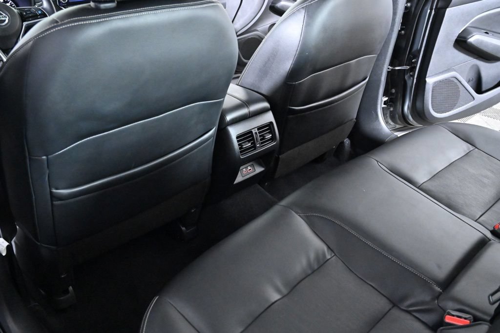 Used 2019 Nissan Altima 2.5 Platinum AWD/4WD image 28