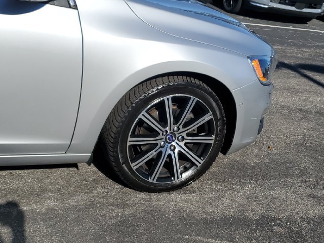 Used 2015 Volvo S60 T5 Platinum w/ Climate Package FWD image 5