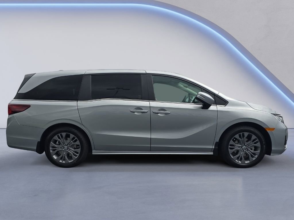 New 2026 Honda Odyssey Touring image 6