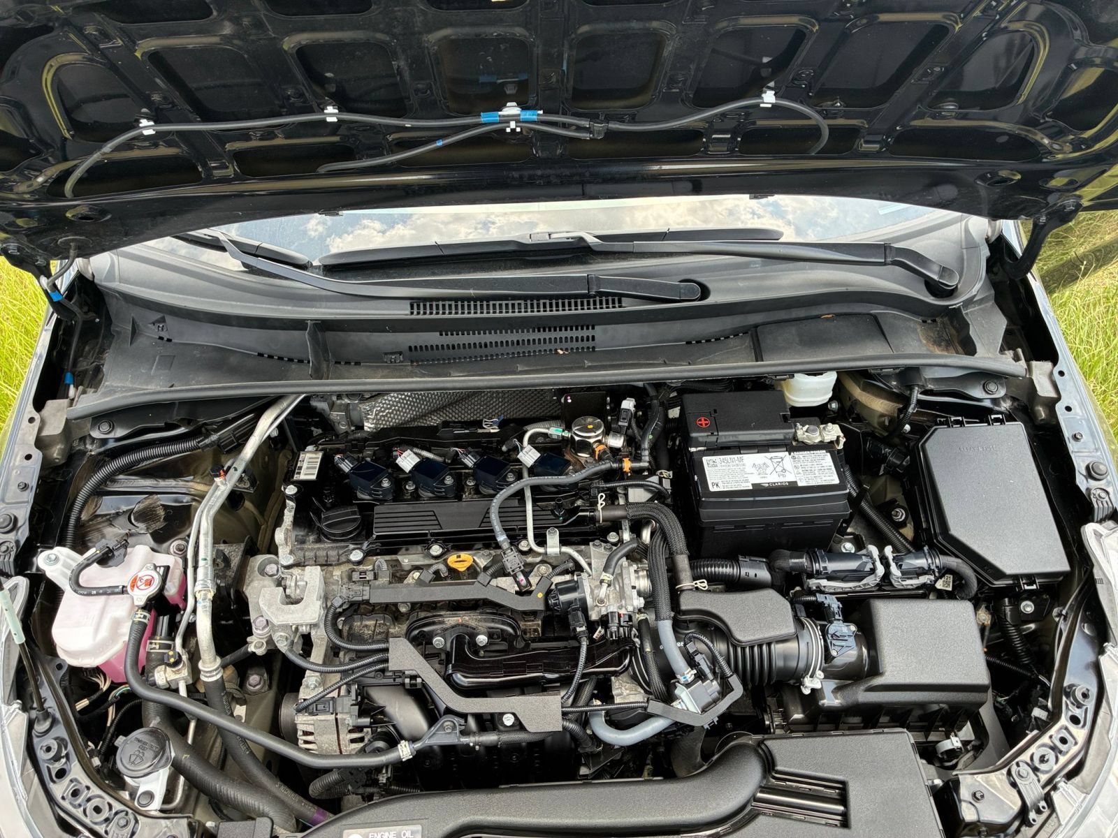 Used 2025 Toyota Corolla LE FWD image 30