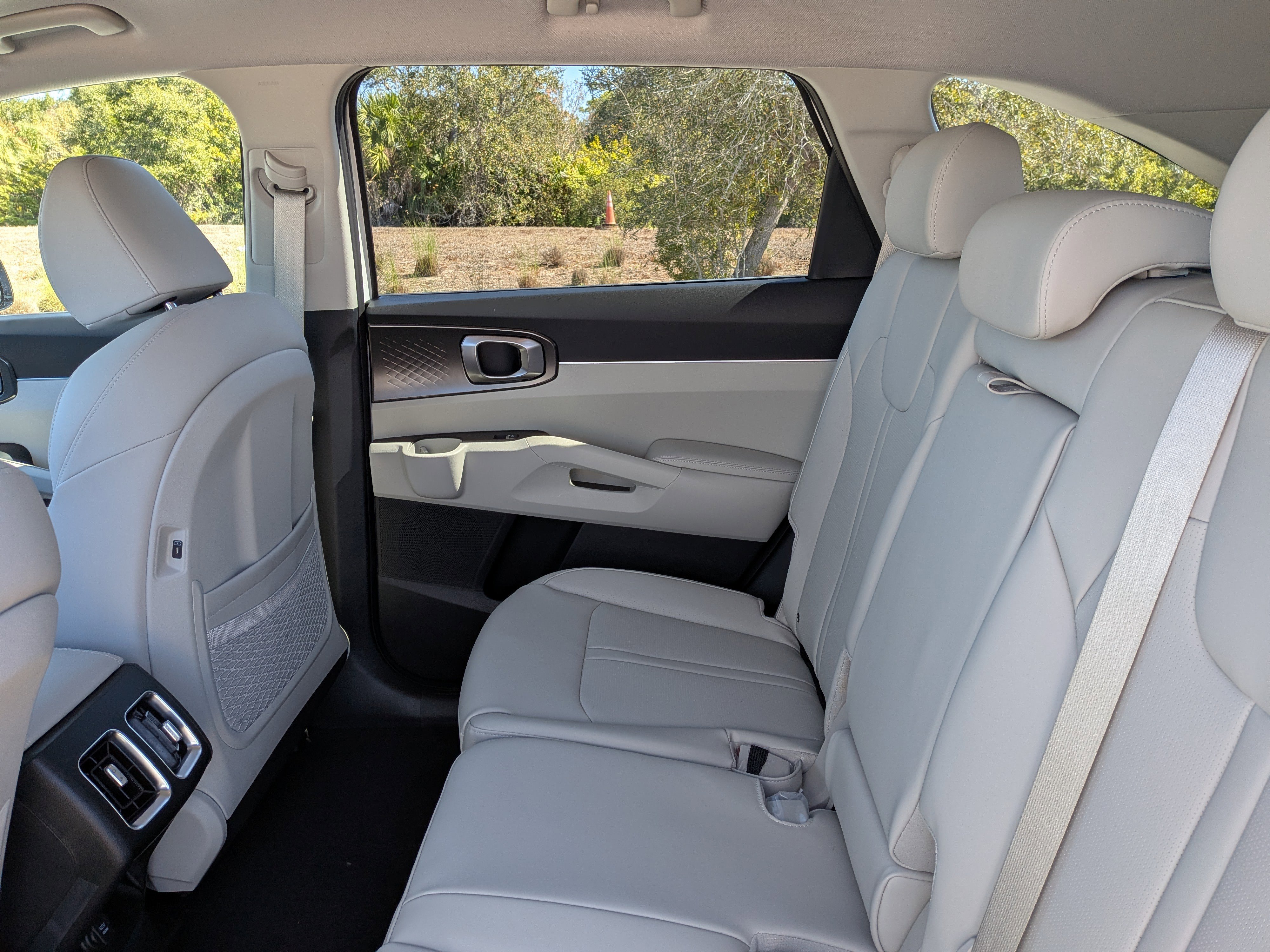 New 2026 Kia Sorento EX FWD image 17
