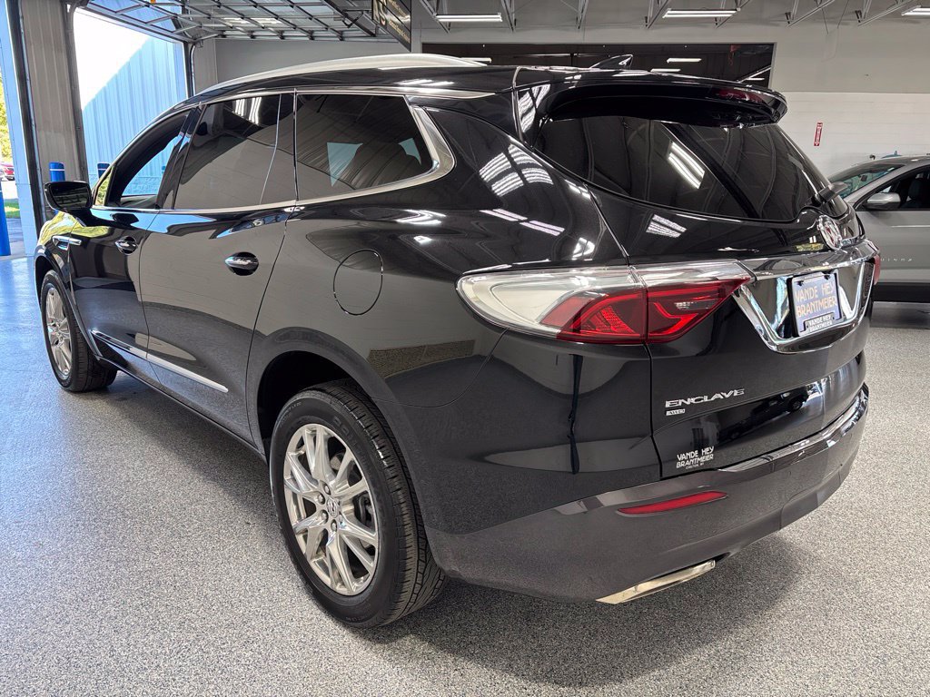 Used 2023 Buick Enclave Essence w/ Experience Buick Package AWD/4WD image 5