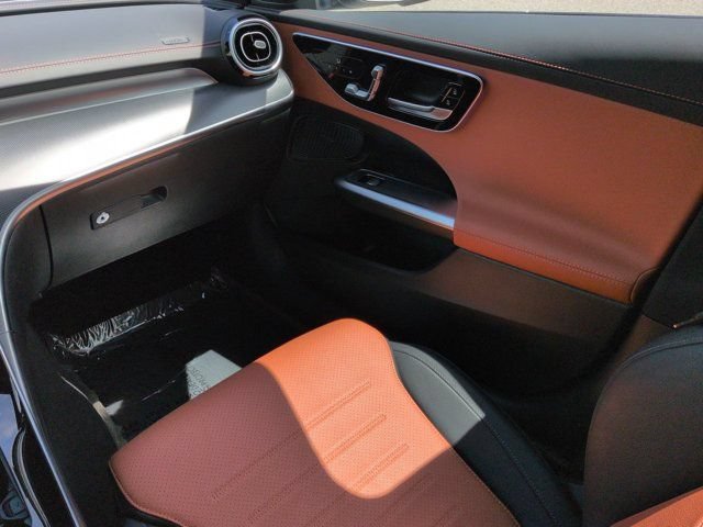 Certified 2025 Mercedes-Benz C 300 Sedan image 16