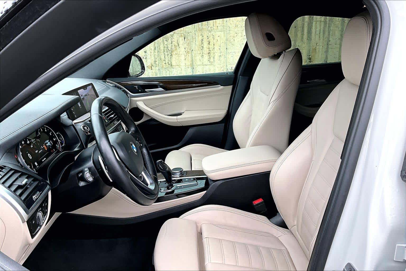 Used 2019 BMW X4 M40i w/ Premium Package image 8