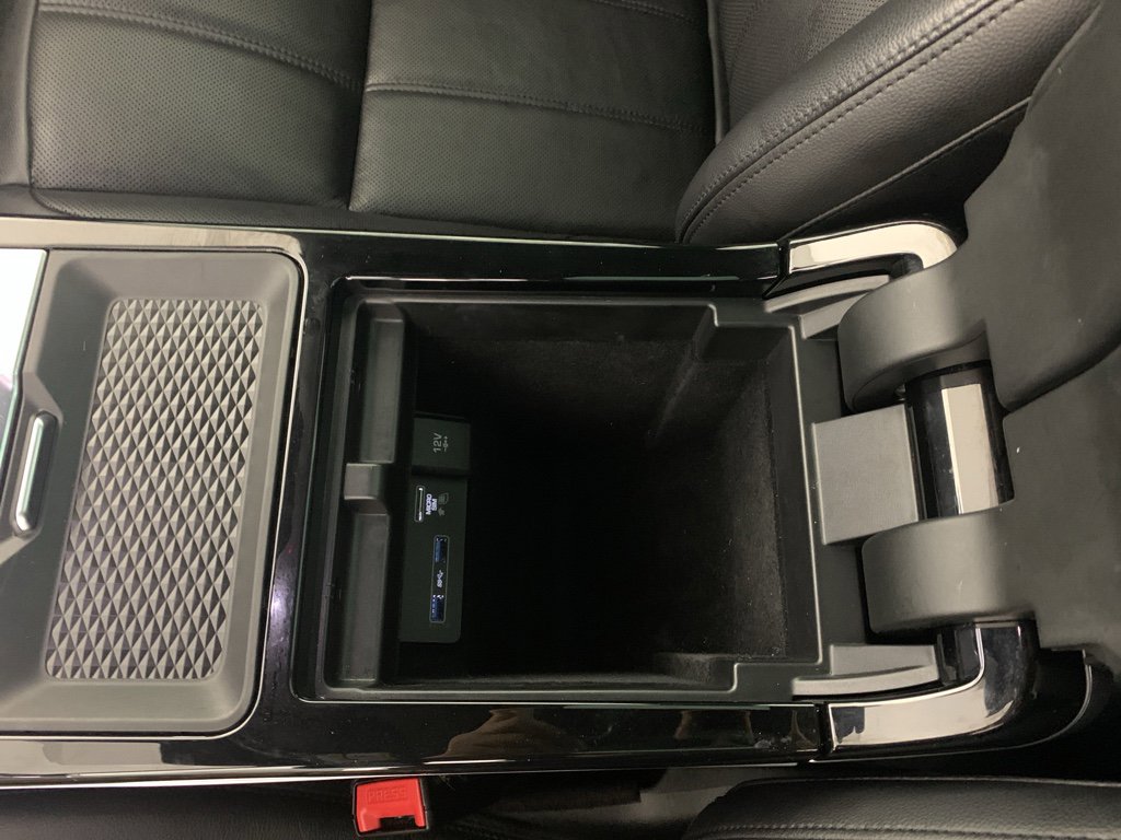 Used 2020 Land Rover Range Rover Evoque SE image 30