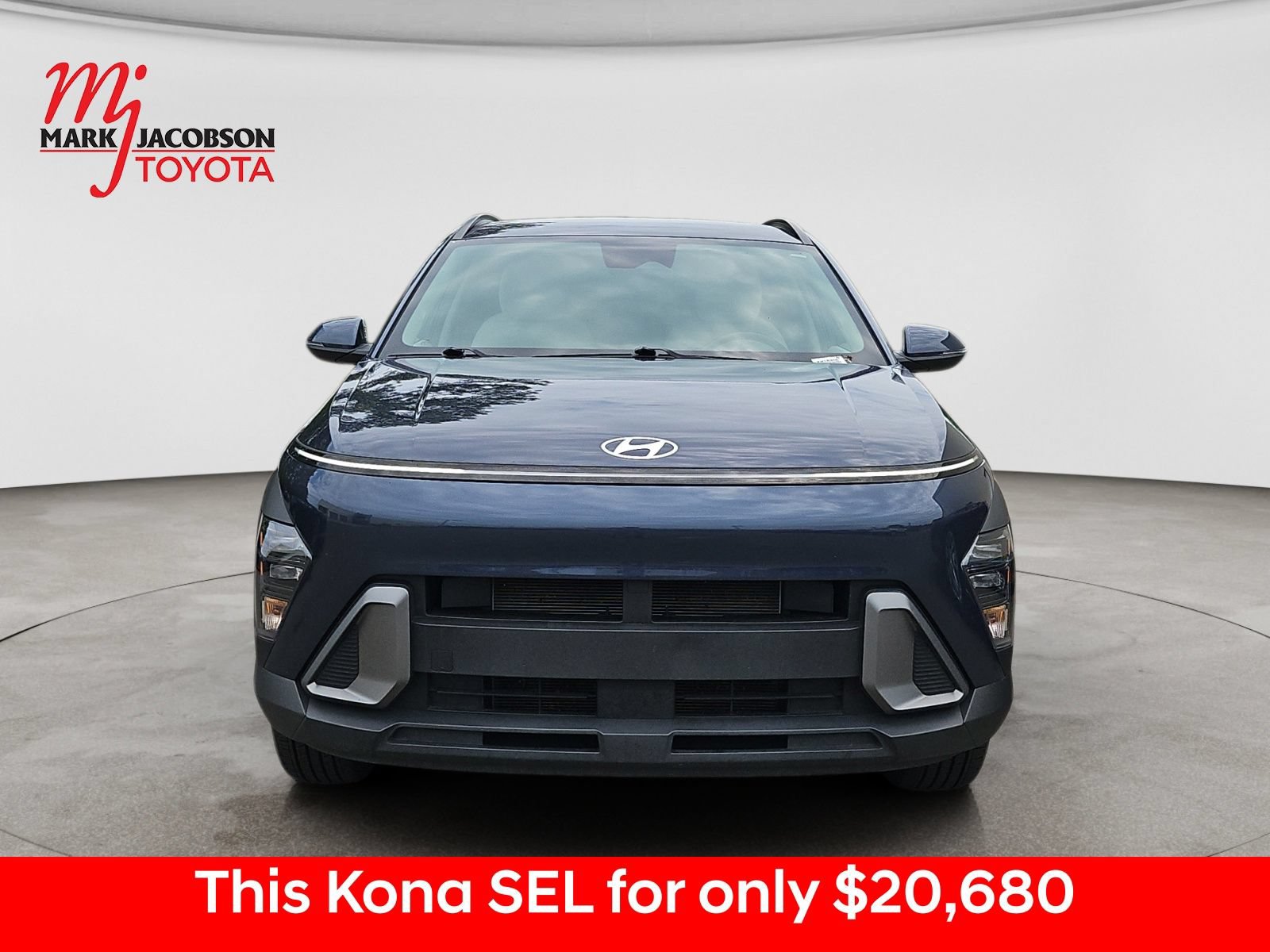 Used 2024 Hyundai Kona SEL AWD/4WD image 3