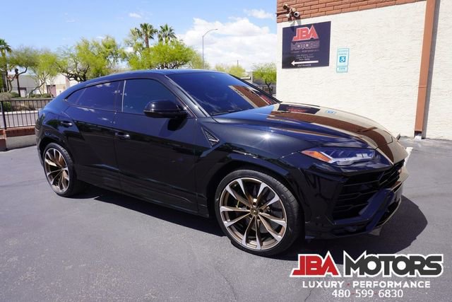 Used 2019 Lamborghini Urus image 2