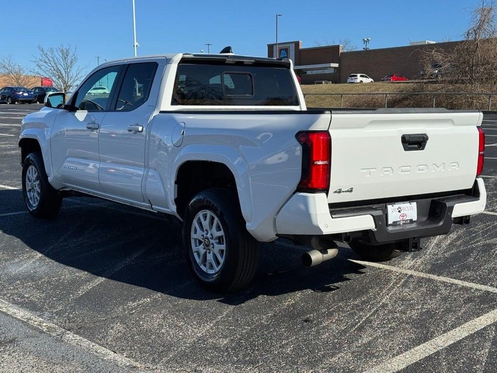 Certified 2025 Toyota Tacoma SR5 image 8