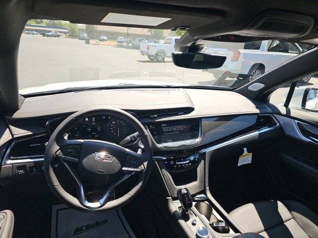 New 2025 Cadillac XT6 Sport w/ Technology Package image 31