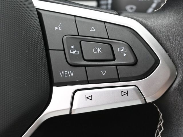 Used 2023 Volkswagen Atlas SE w/ Panoramic Sunroof Package FWD image 18