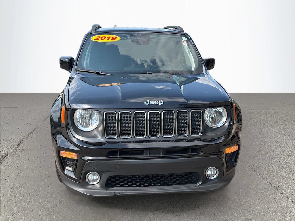 Used 2019 Jeep Renegade Latitude FWD image 9