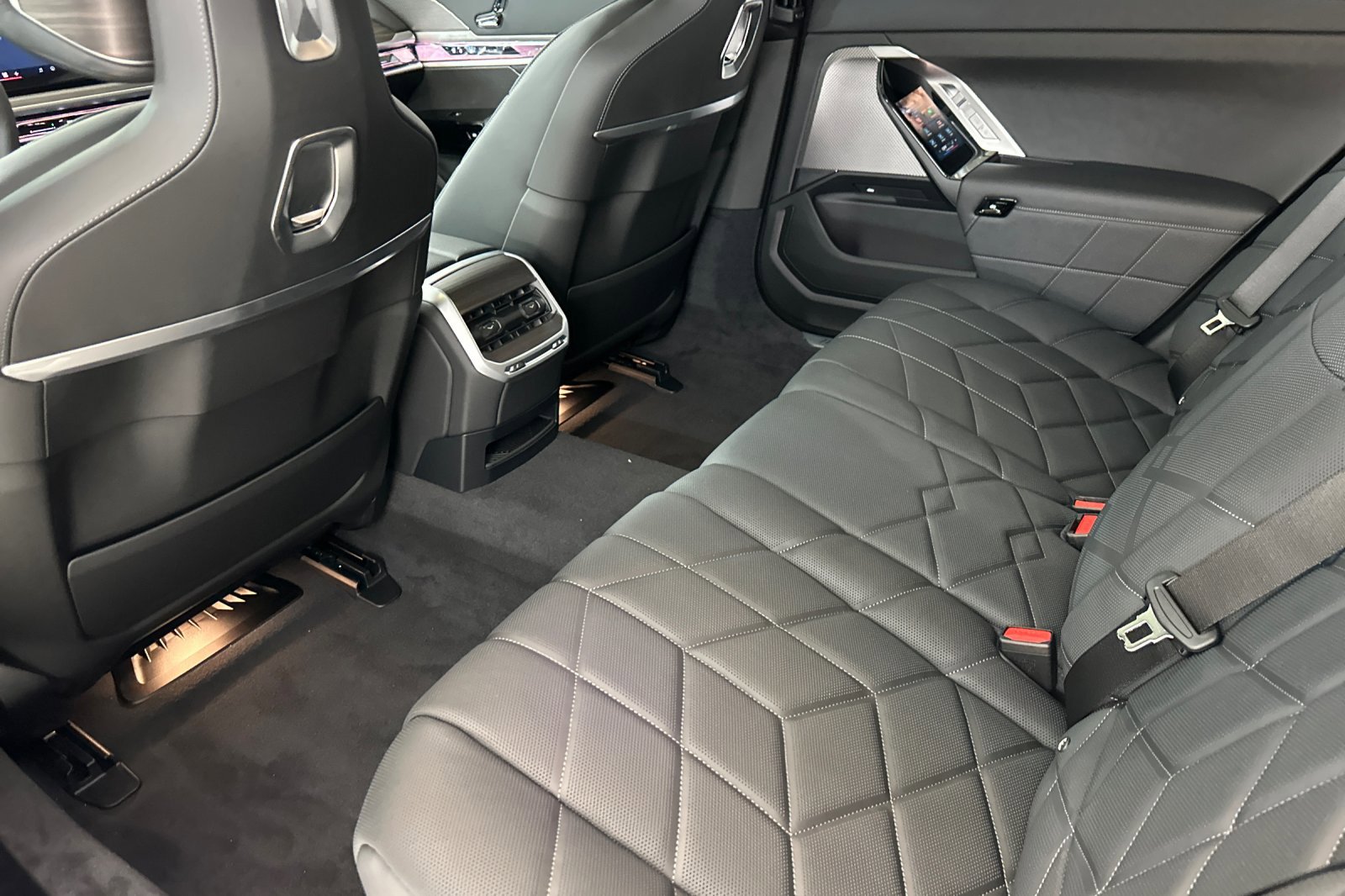 New 2026 BMW i7 eDrive50 w/ M Sport Package image 21