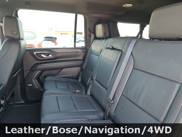 Used 2023 Chevrolet Suburban LT image 28