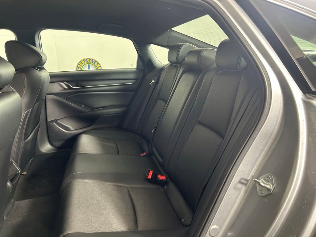 Used 2021 Honda Accord Sport image 12