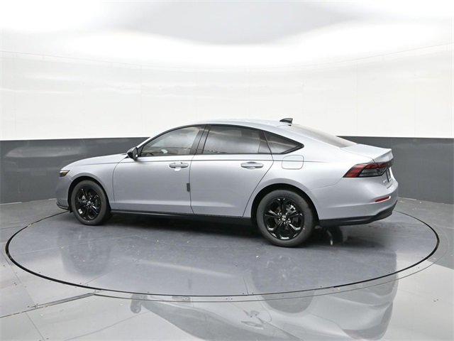 New 2025 Honda Accord SE image 5