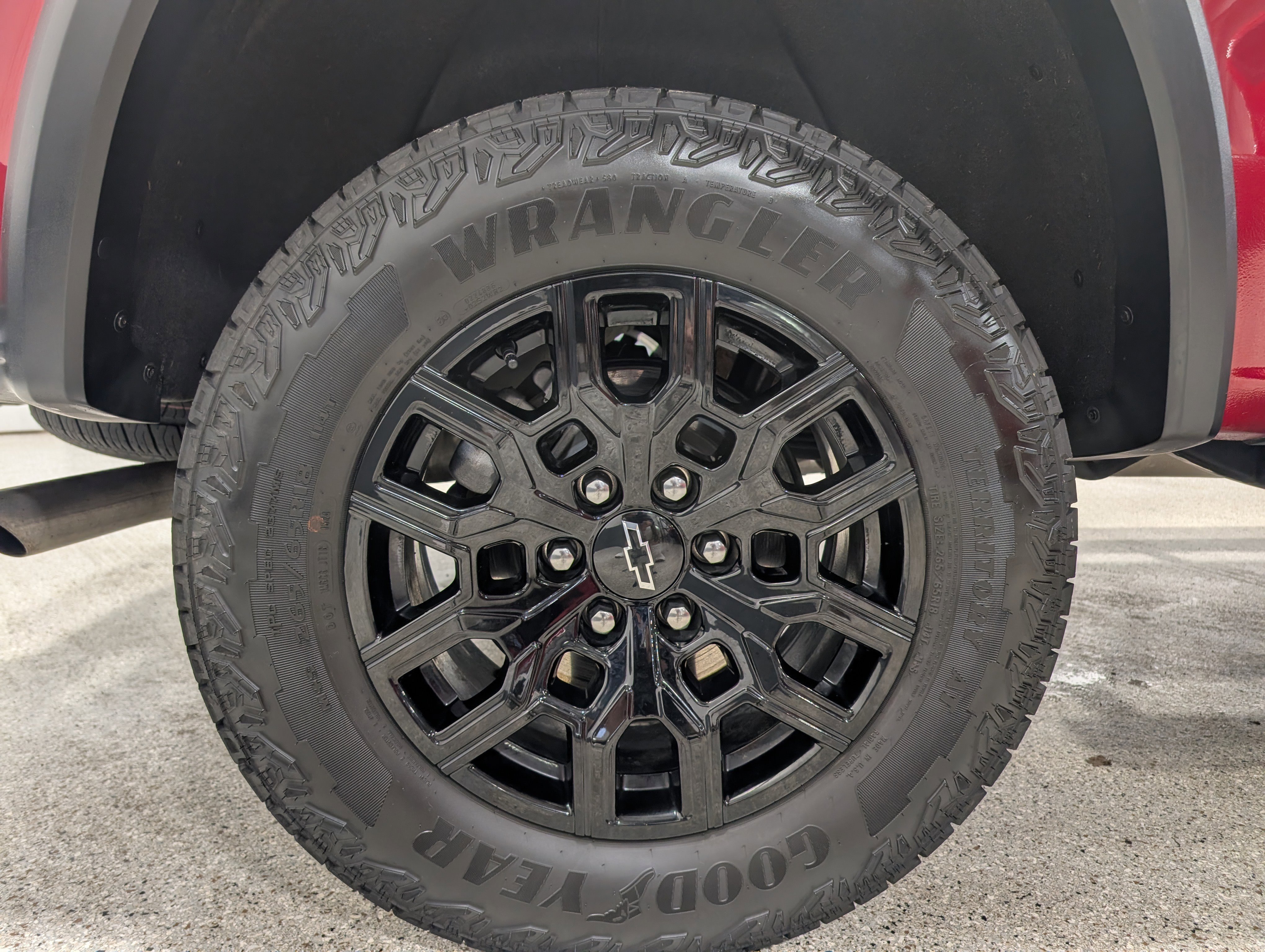 Used 2024 Chevrolet Colorado Trail Boss w/ Advanced Trailering Package image 13