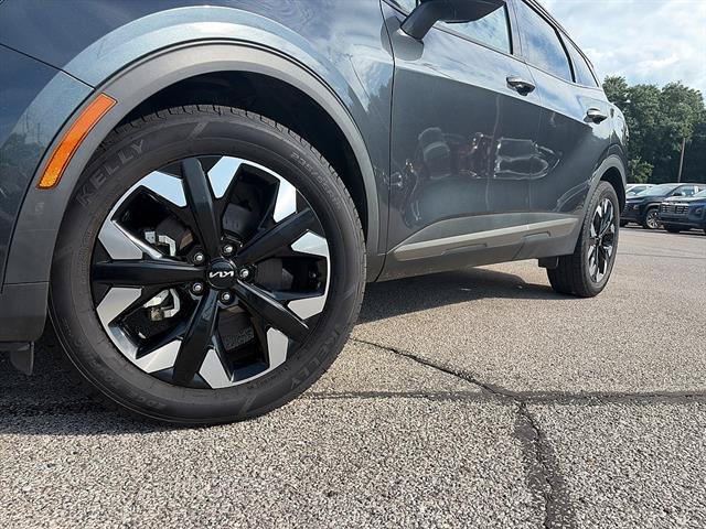 Used 2023 Kia Sportage X-Line w/ X-Line Premium Package AWD/4WD image 2