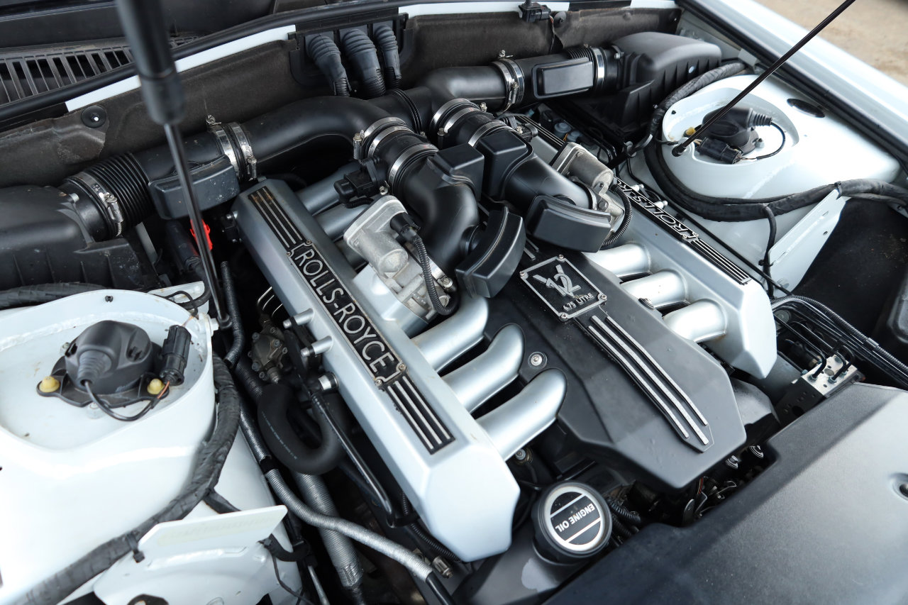 Used 2011 Rolls-Royce Phantom Sedan image 38