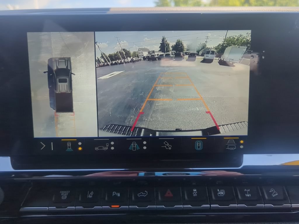 Certified 2025 Chevrolet Silverado 2500 ZR2 w/ Technology Package AWD/4WD image 27