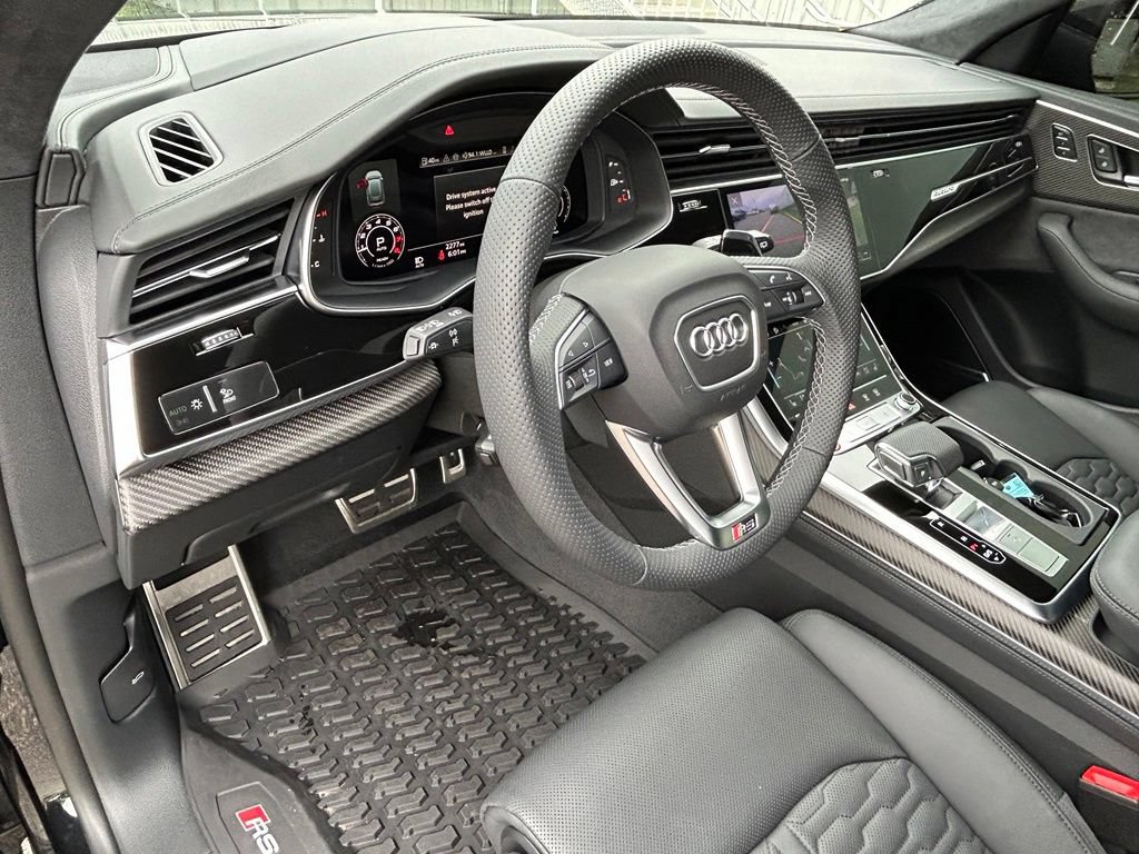 Used 2026 Audi RS Q8 performance AWD/4WD image 16