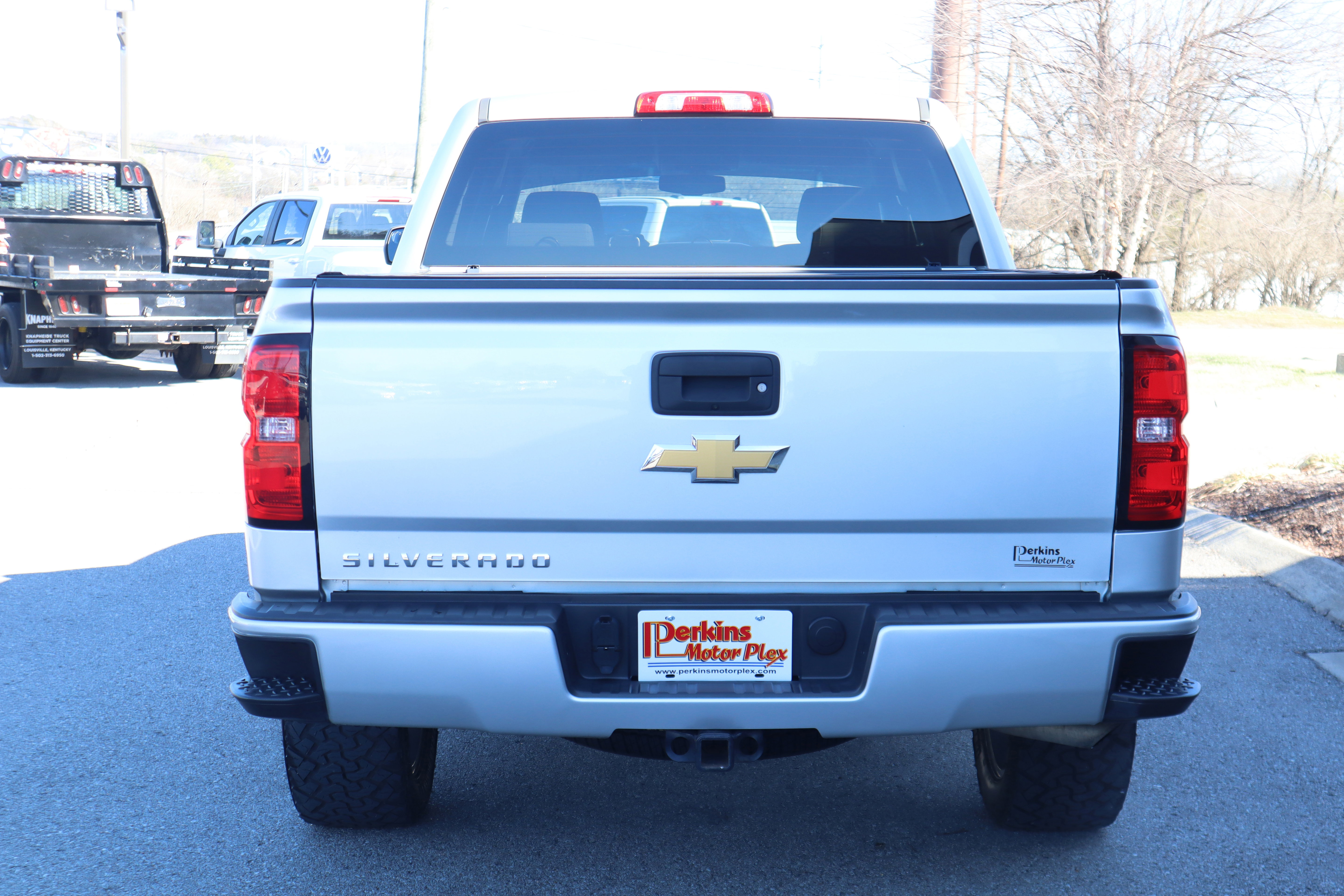 Used 2018 Chevrolet Silverado 1500 Custom w/ Custom Value Package image 8