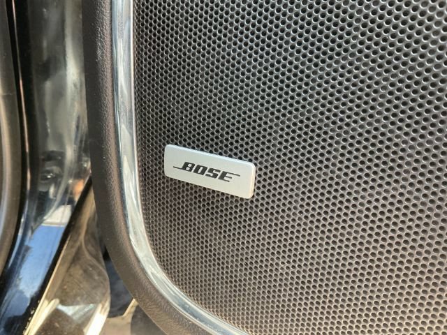 Used 2018 Chevrolet Suburban Premier AWD/4WD image 20