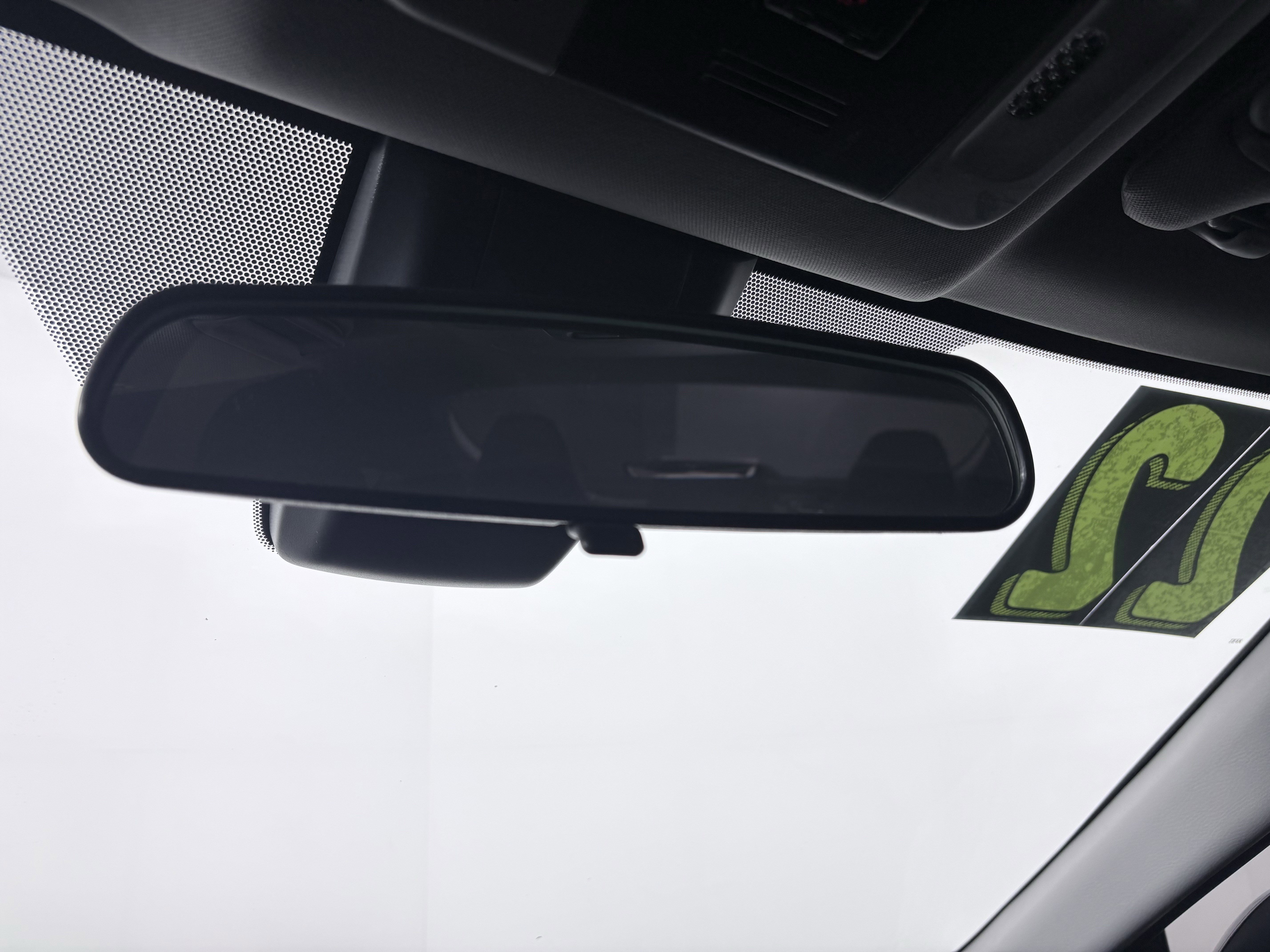 Used 2022 Toyota Camry LE image 19