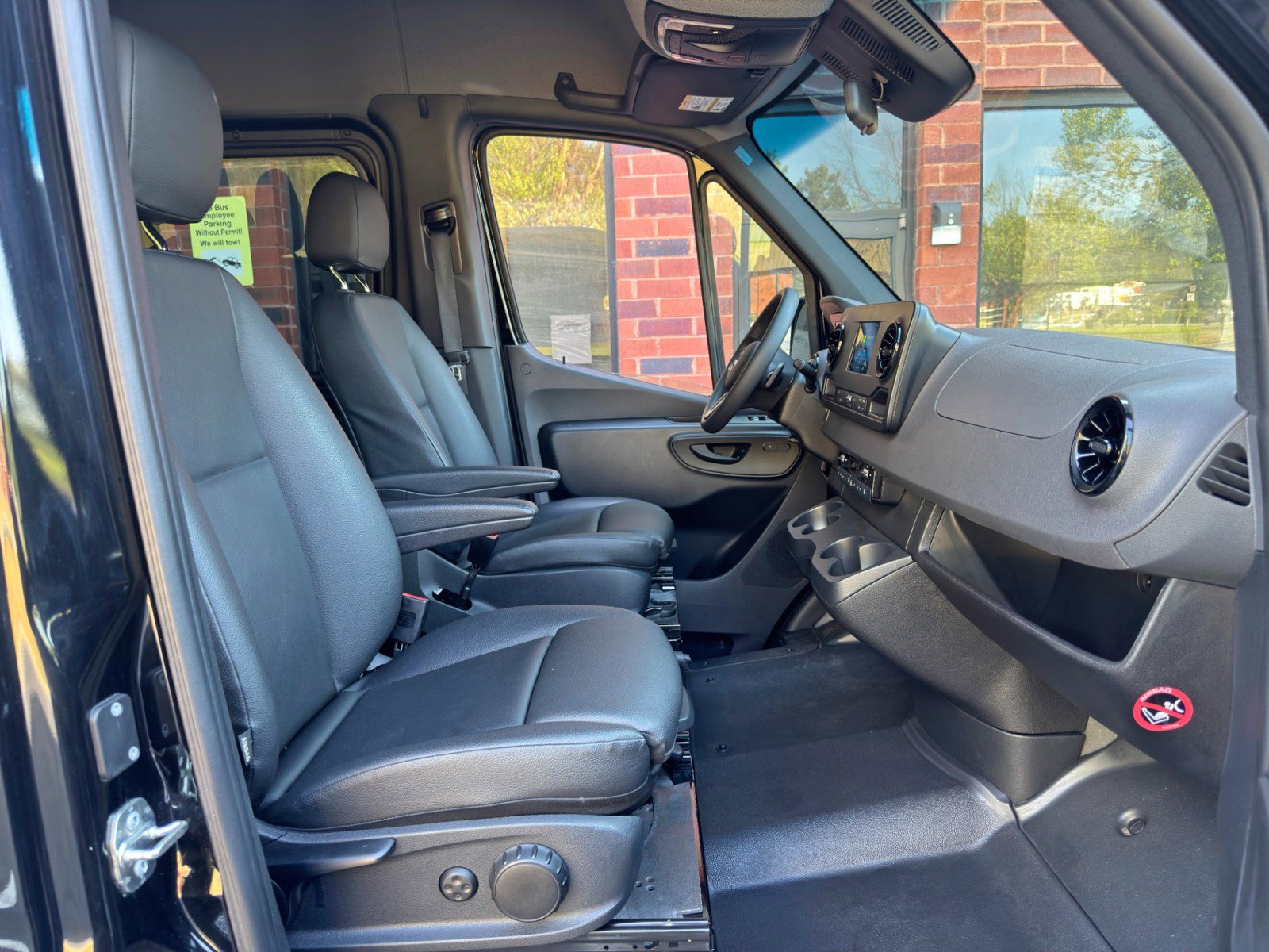 Used 2024 Mercedes-Benz Sprinter 2500 image 15