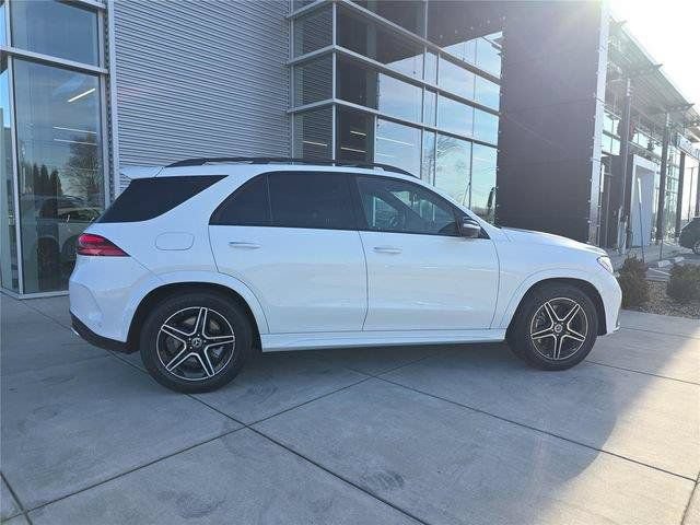 Certified 2025 Mercedes-Benz GLE 450 4MATIC image 2