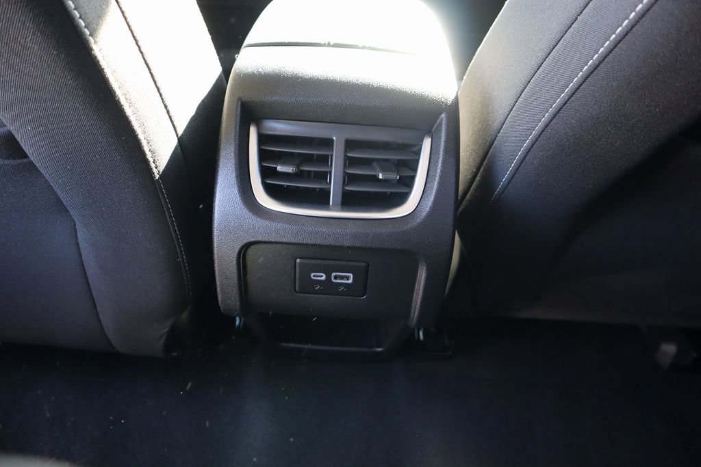 Used 2025 Chevrolet Blazer LT image 17