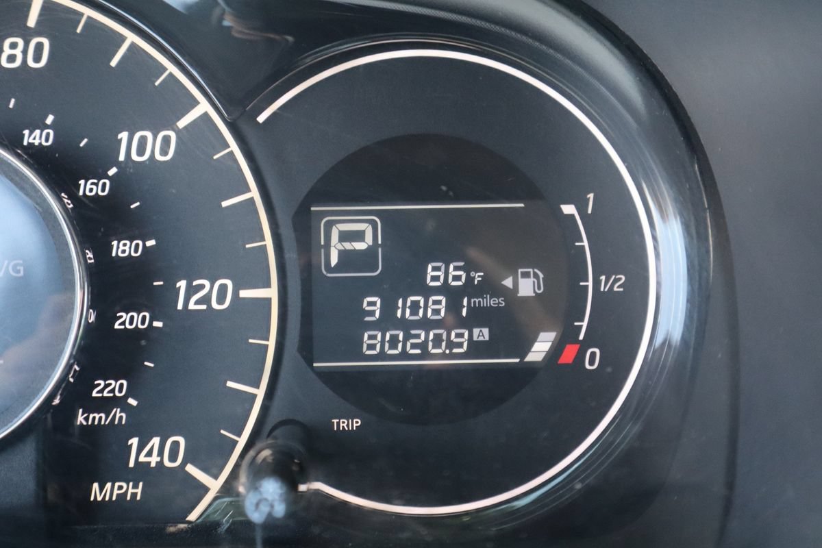 Used 2015 Nissan Versa Note SV FWD image 44