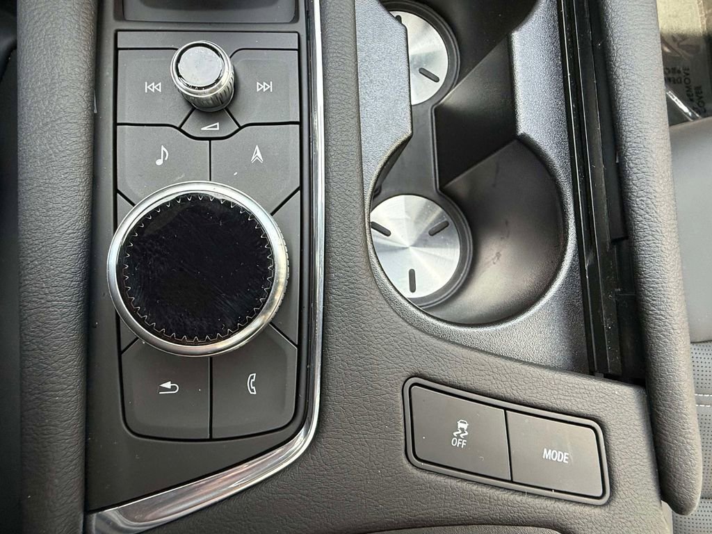 Used 2025 Cadillac XT6 Sport w/ Platinum Package image 25