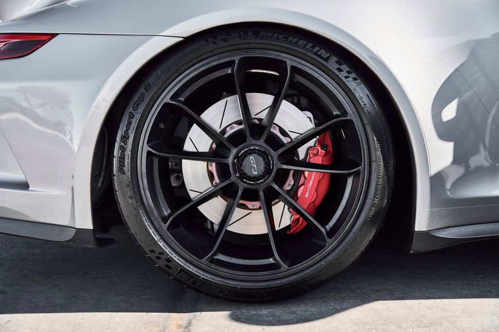 Used 2018 Porsche 911 GT3 w/ Sport Chrono Package RWD image 22