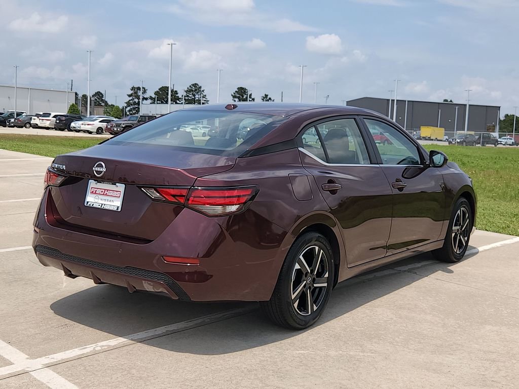 Used 2025 Nissan Sentra SV FWD image 5