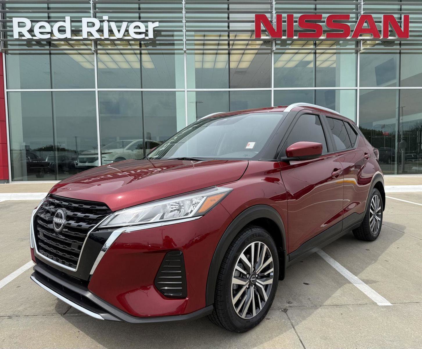 Used 2023 Nissan Kicks SV