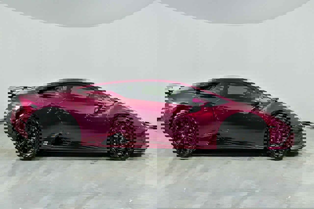 Used 2023 Lamborghini Huracan Tecnica image 14