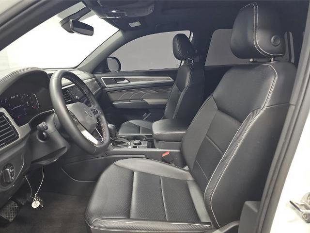 Used 2022 Volkswagen Atlas Cross Sport SE AWD/4WD image 5