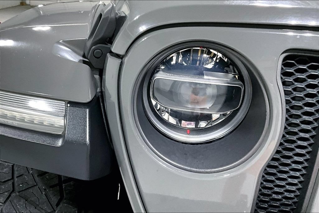 Used 2021 Jeep Wrangler Unlimited Rubicon AWD/4WD image 37