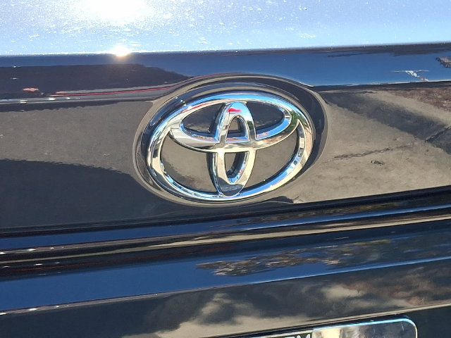 Used 2026 Toyota Corolla LE w/ LE Premium Package FWD image 8