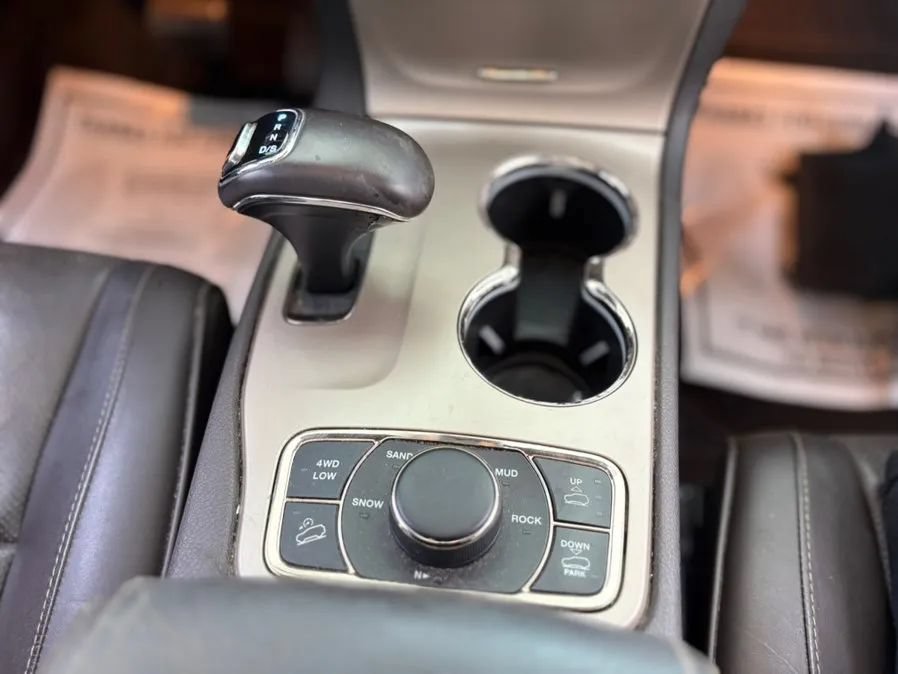 Used 2014 Jeep Grand Cherokee Summit AWD/4WD image 6