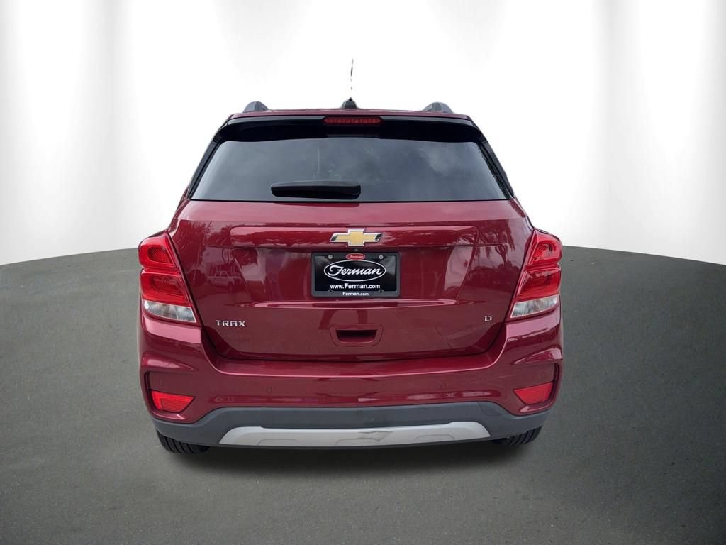 Used 2018 Chevrolet Trax LT w/ Driver Confidence Package FWD image 12
