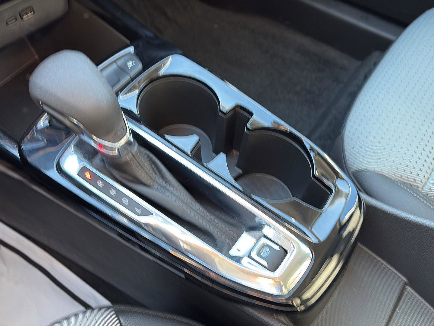 Used 2025 Chevrolet Trax LT w/ LT Convenience Package image 22